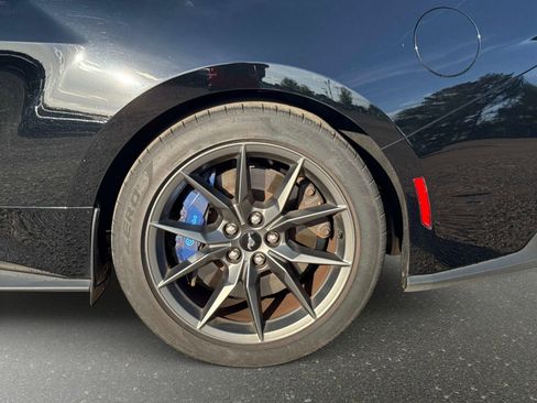Used 2024 Ford Mustang Dark Horse image 9
