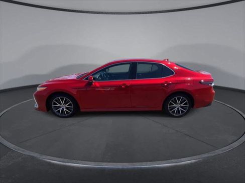 Certified 2024 Toyota Camry XLE w/ Cold Weather Package FWD image 9