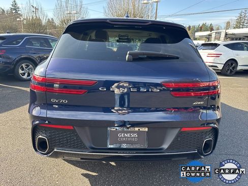 Used 2025 Genesis GV70 2.5T w/ Select Package image 6
