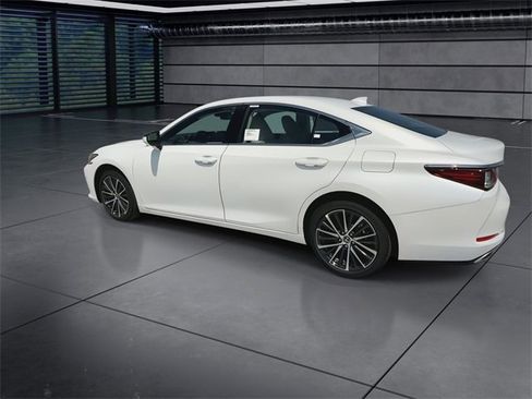 New 2025 Lexus ES 350 w/ Premium Package image 6