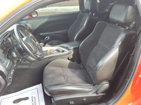 Used 2022 Dodge Challenger R/T w/ Plus Package image 24