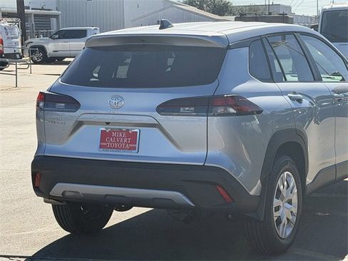 New 2026 Toyota Corolla Cross L image 7