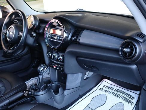 Used 2014 MINI Cooper 2-Door Hardtop image 20