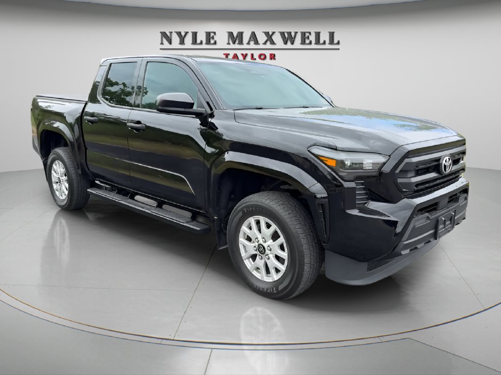 Used 2024 Toyota Tacoma SR AWD/4WD image 9