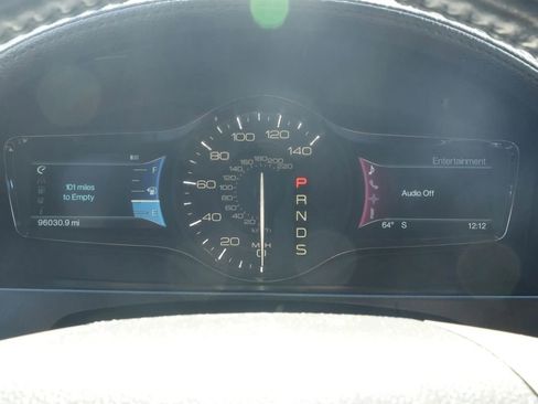 Used 2013 Lincoln MKX Sport Utility 4D image 18