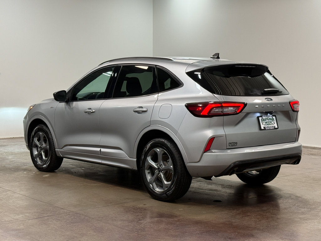 Used 2024 Ford Escape ST-Line AWD/4WD image 5