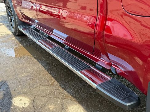 Used 2025 Chevrolet Silverado 1500 RST image 36