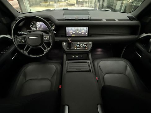 Used 2023 Land Rover Defender 110 X-Dynamic SE AWD/4WD image 14