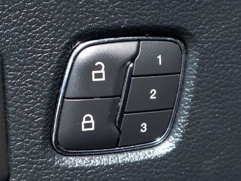 Used 2019 Ford F150 Lariat w/ Equipment Group 502A Luxury image 17