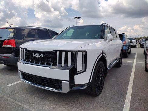 Used 2027 Kia Telluride SX Prestige w/ Towing Package AWD/4WD image 3