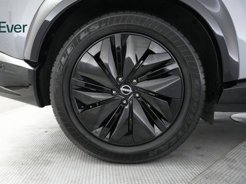 Used 2023 Nissan Ariya image 17