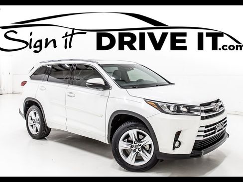 Used 2017 Toyota Highlander Limited FWD image 1