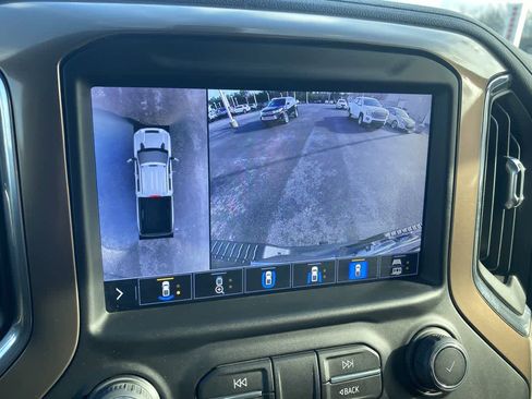 Used 2022 Chevrolet Silverado 3500 High Country image 17