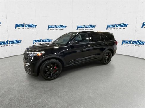 Used 2021 Ford Explorer ST w/ Equipment Group 401A image 6