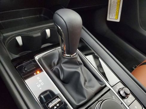 New 2026 MAZDA CX-50 Meridian Edition w/ Weather Package AWD/4WD image 32