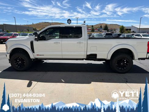 Used 2025 Ford F350 Platinum AWD/4WD image 6