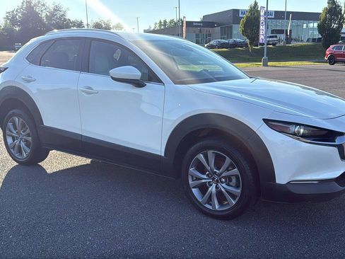 Used 2023 MAZDA CX-30 AWD 2.5 S w/ Premium Package image 2