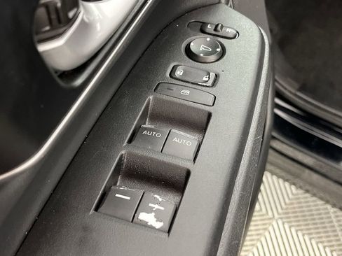 Used 2021 Honda CR-V EX-L image 13