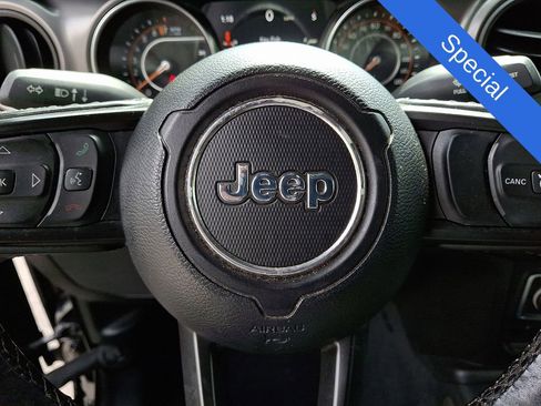 Used 2021 Jeep Wrangler Unlimited Sport image 31