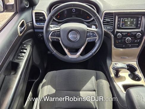 Used 2015 Jeep Grand Cherokee Laredo image 7