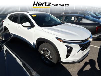 Used 2025 Chevrolet Trax LT w/ LT Convenience Package