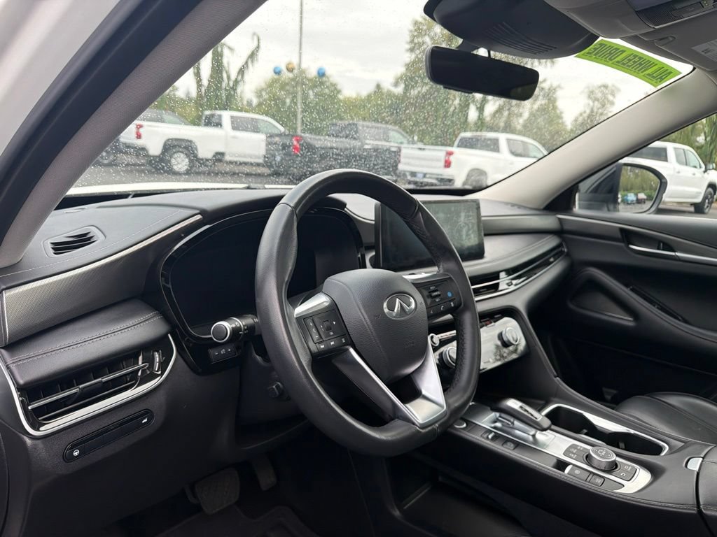 Used 2025 INFINITI QX60 Luxe AWD/4WD image 9