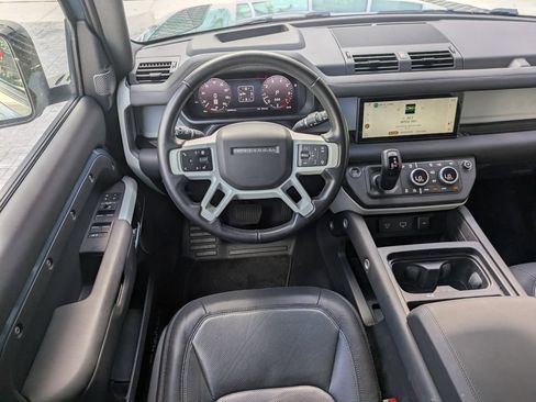 Certified 2024 Land Rover Defender 110 X-Dynamic SE AWD/4WD image 16