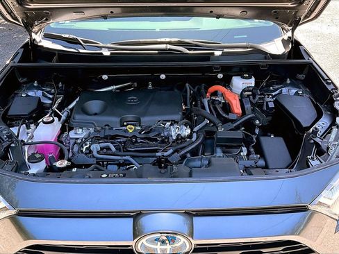 Used 2024 Toyota RAV4 XLE w/ Convenience Package AWD/4WD image 31