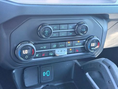 Used 2024 Ford Bronco Outer Banks AWD/4WD image 33
