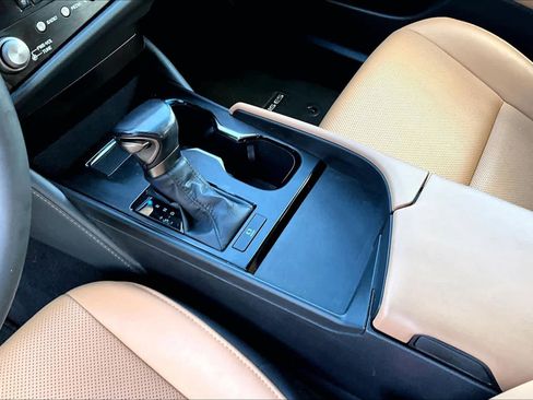 Used 2023 Lexus ES 350 w/ Accessory Package (Z1) image 17