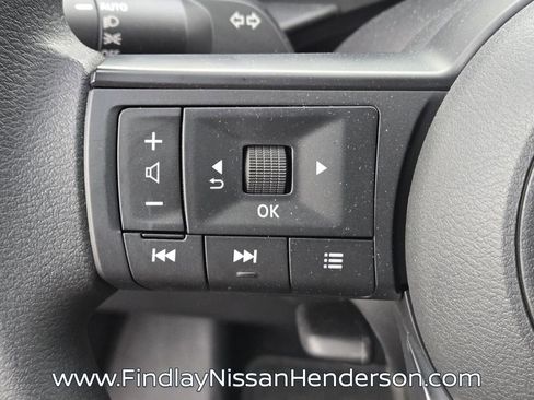 Used 2026 Nissan Kicks SV FWD image 27