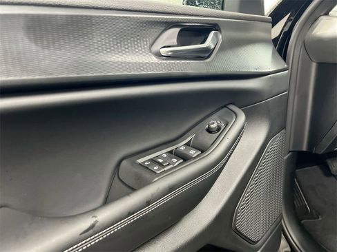 New 2025 Jeep Grand Cherokee L Altitude image 19