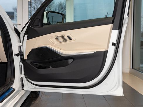 New 2026 BMW 330i xDrive Sedan w/ Convenience Package image 19