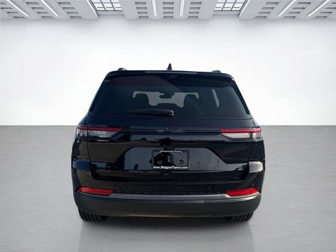 New 2026 Jeep Grand Cherokee Limited AWD/4WD image 4
