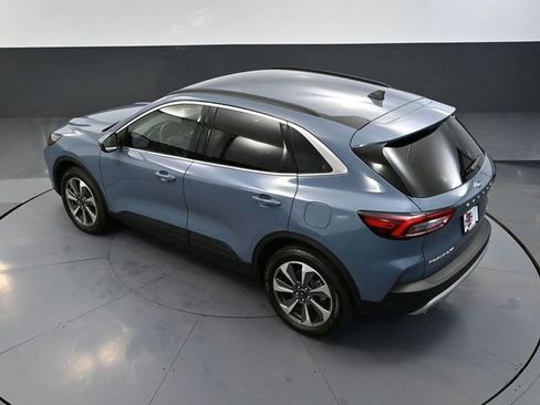 Used 2025 Ford Escape Platinum image 54