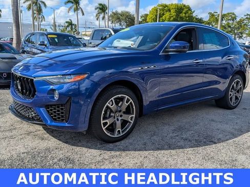 Used 2022 Maserati Levante Modena AWD/4WD image 3
