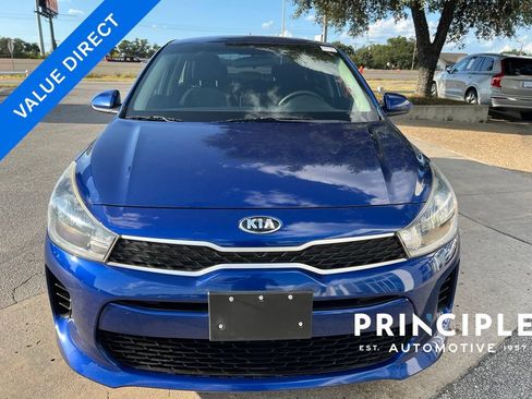 Used 2019 Kia Rio S FWD image 3