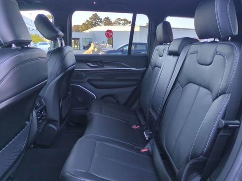 New 2026 Jeep Grand Cherokee Limited image 14