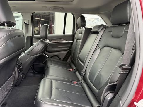 Used 2022 Jeep Grand Cherokee Limited 4xe image 18