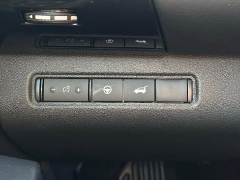 New 2026 Nissan Pathfinder SV image 24