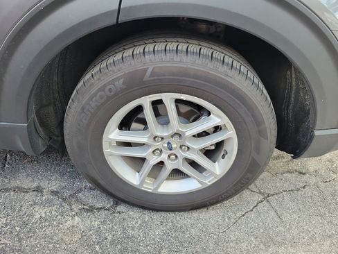 Used 2026 Ford Explorer Active w/ Active Comfort Package RWD image 7