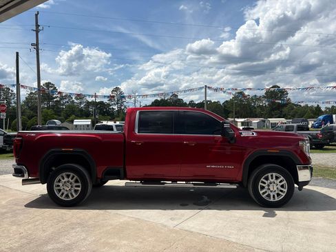 Used 2021 GMC Sierra 2500 SLE w/ SLE Value Package; AWD/4WD image 4