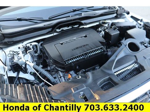 Used 2024 Honda Pilot Elite image 34