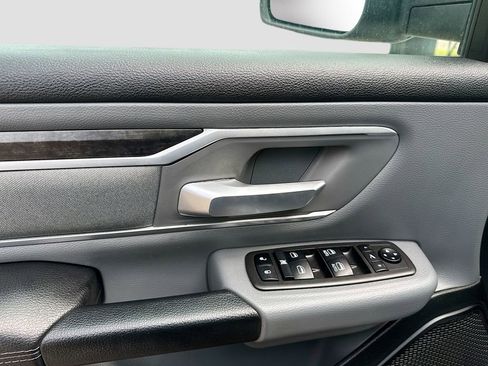 Used 2021 RAM 1500 Lone Star RWD image 9