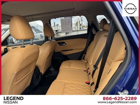 Certified 2021 Nissan Rogue Platinum image 12