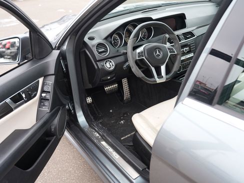 Used 2012 Mercedes-Benz C 63 AMG Sedan image 13