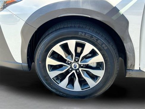 Used 2024 Subaru Outback Touring XT image 42