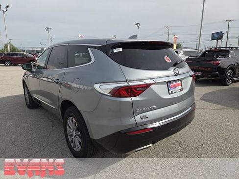 Used 2023 Buick Enclave Essence AWD/4WD image 25