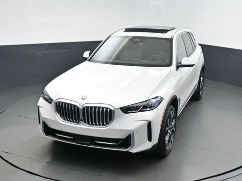 New 2026 BMW X5 sDrive40i w/ Climate Comfort Package image 30