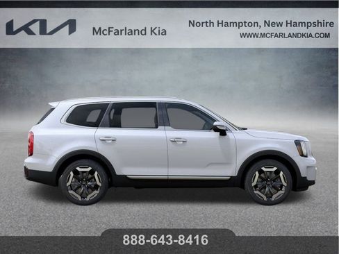 New 2025 Kia Telluride S image 8